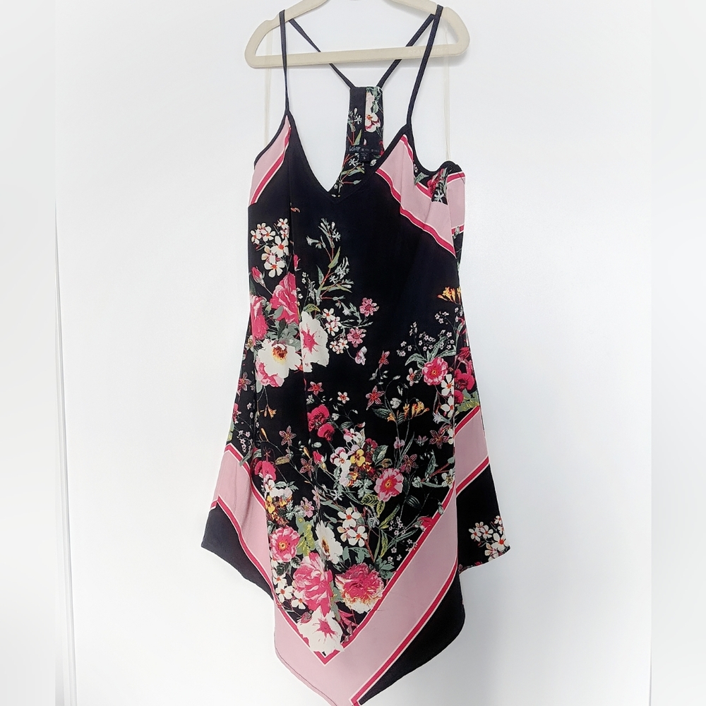 7/$25 Handkerchief dress Small BNWOT
